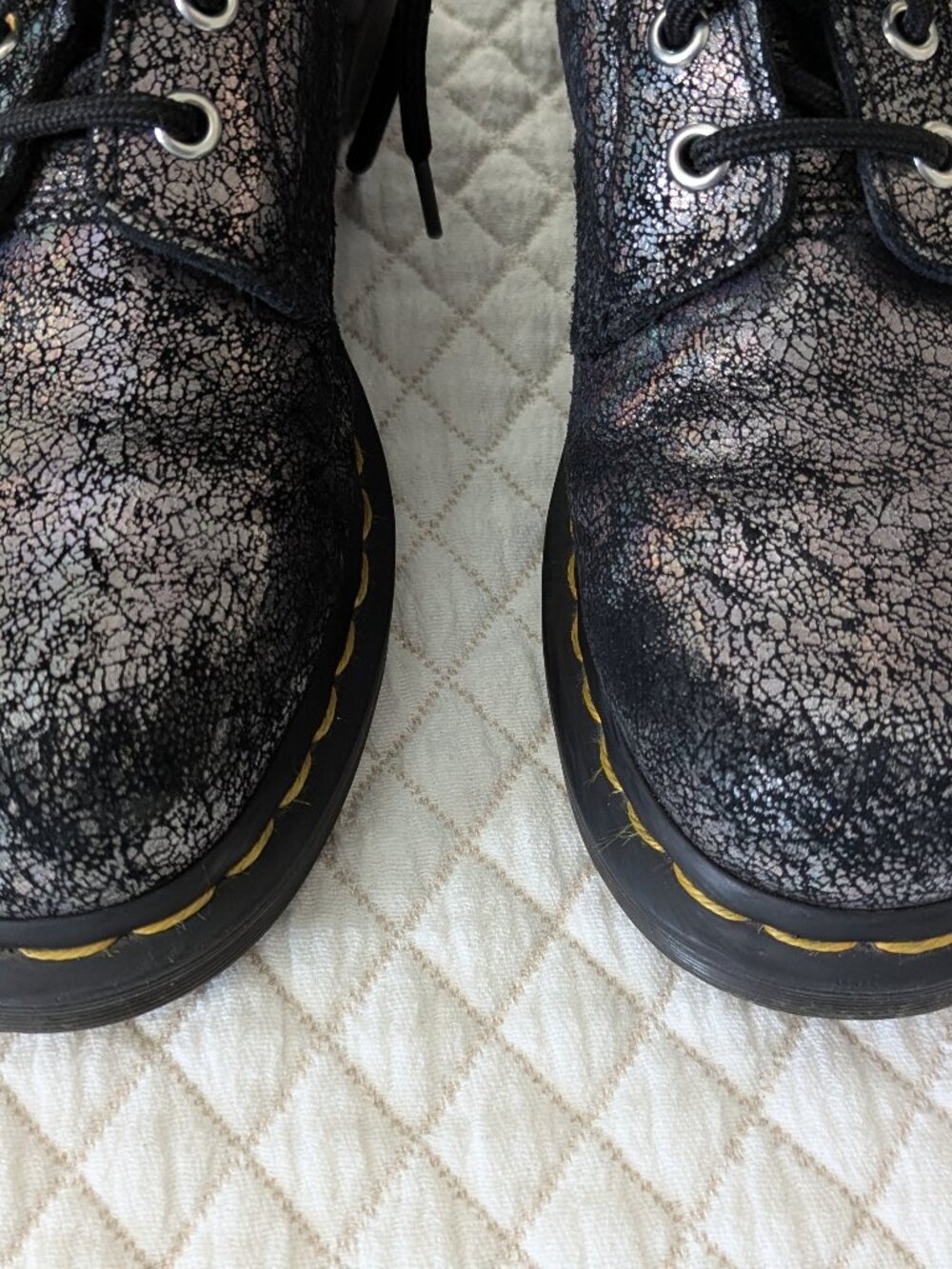 Dr. Martens 1460 Pascal Iridescent Crackle Boots size 8 - Picture 8 of 10